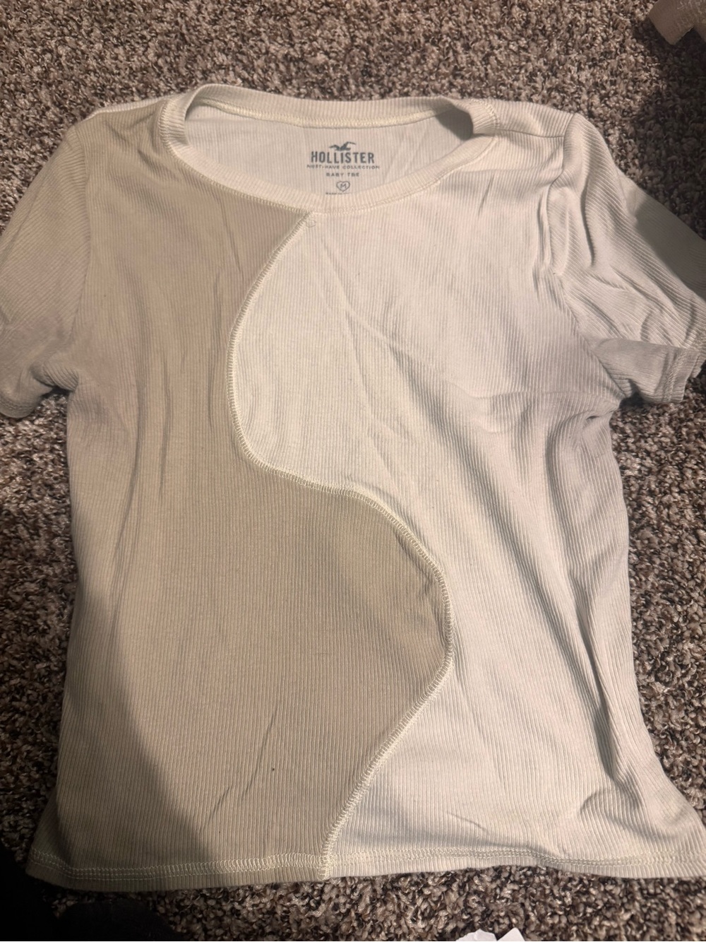 Hollister Two-Tone Ribbed Scoop Crop Top in White & Tan